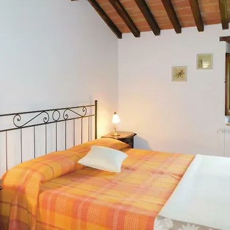 Hébergement de vacances Seven Bedroom Holiday In Pietrafitta