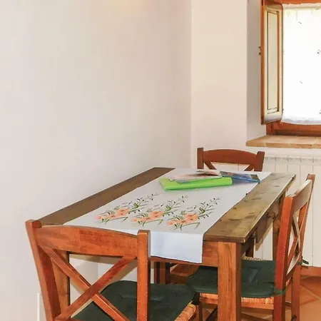 Hébergement de vacances Seven Bedroom Holiday In Pietrafitta *